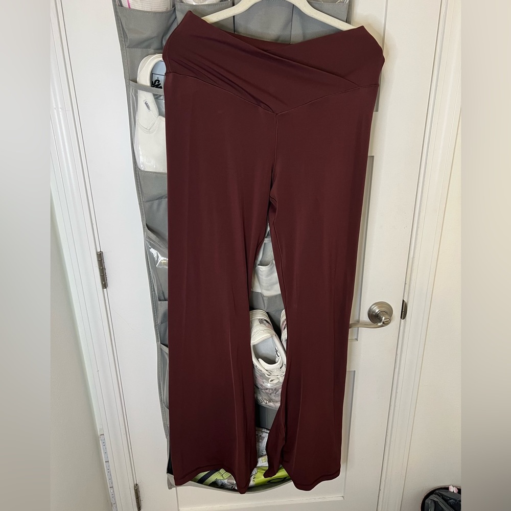 Aerie burgundy flare leggings